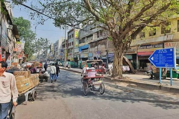 Shradhanand Marg, Delhi: Location, Connectivity, Nearby Places & How to Reach